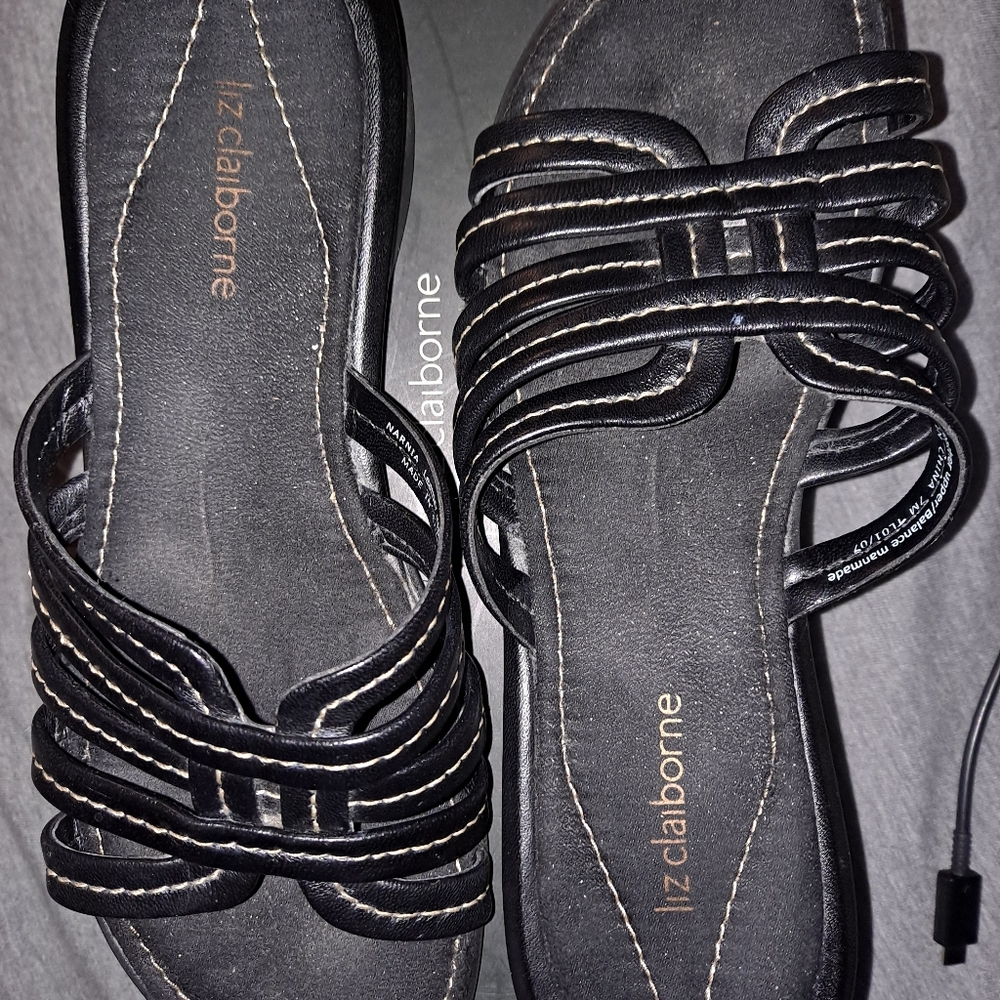 Liz Claiborne black Sandle
